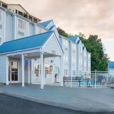 Guest Inn Пиджен Фордж Екстериор снимка