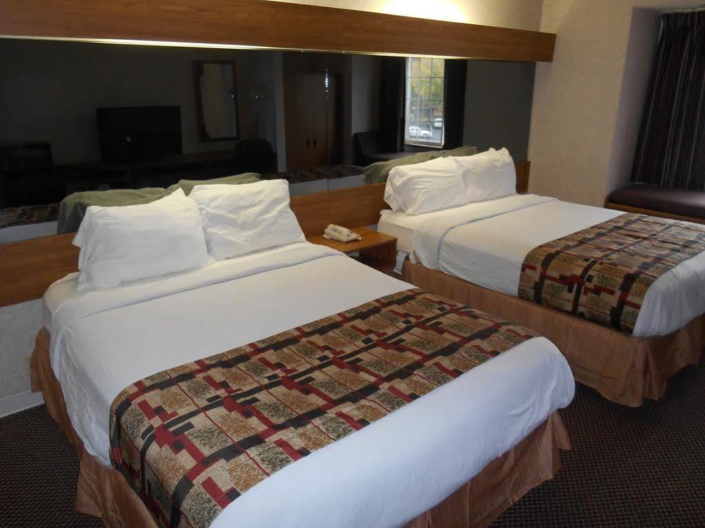 Guest Inn Пиджен Фордж Екстериор снимка