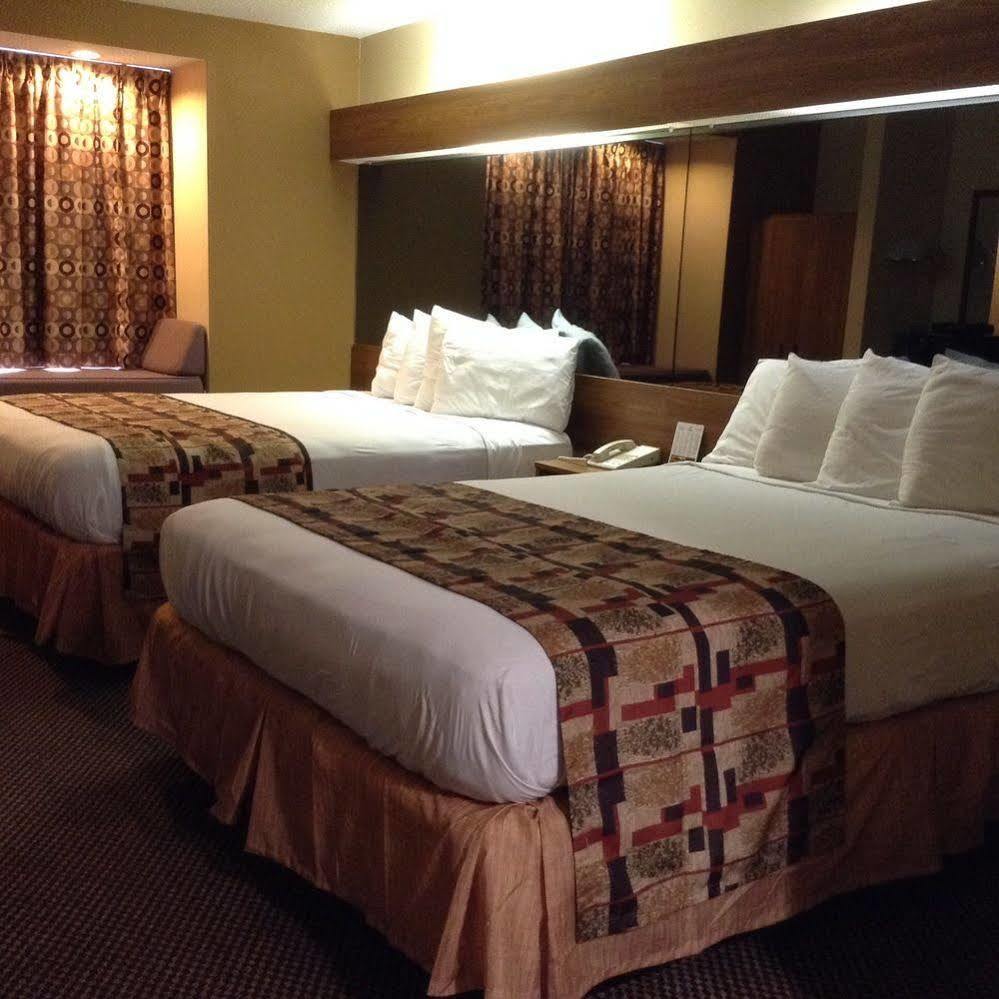 Guest Inn Пиджен Фордж Екстериор снимка